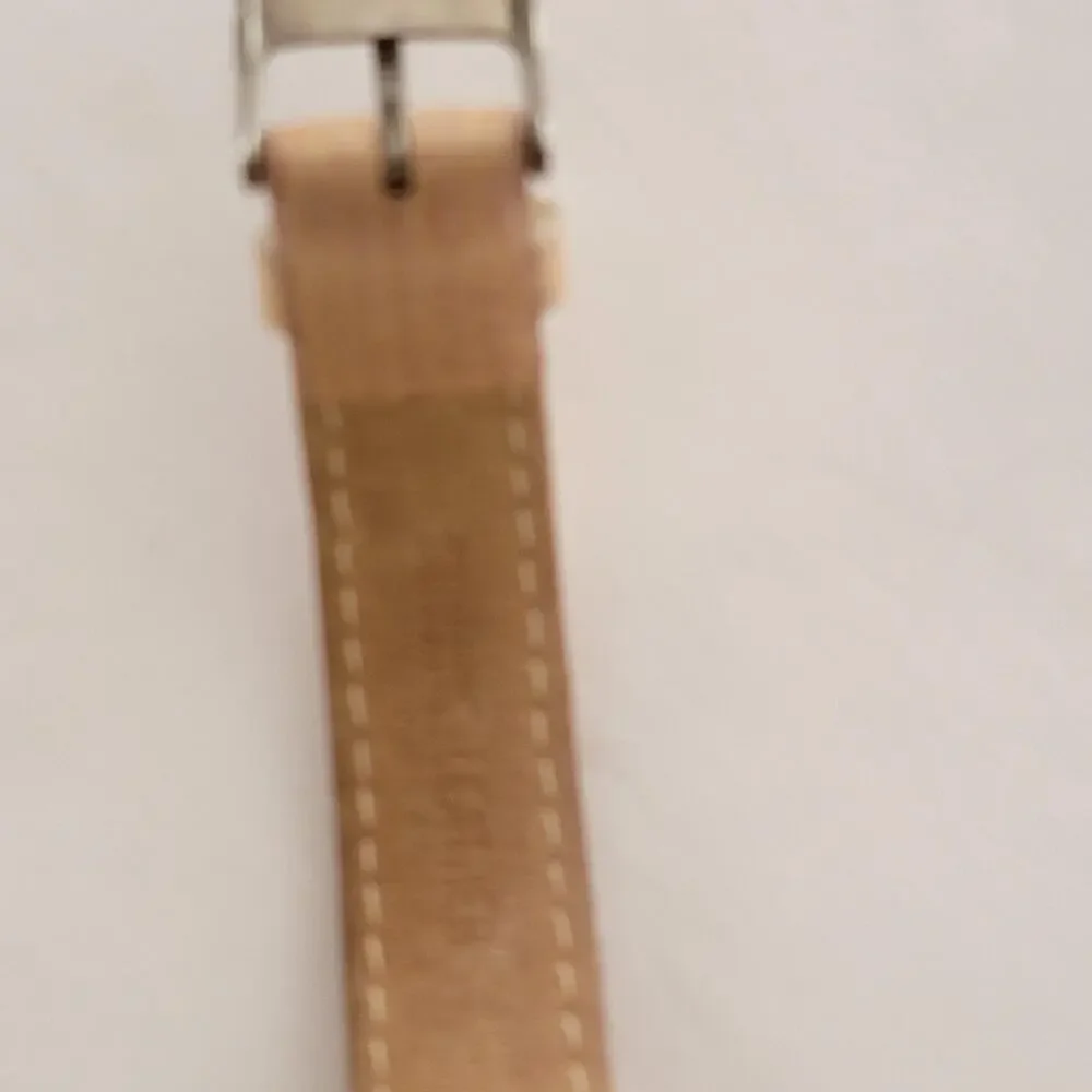 Skagen Womens Watch Pink Leather Band White Dial Dress/Formal Quartz 558SSLP8A